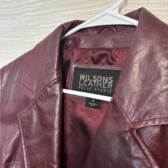 90s/Y2K Wilsons Pelle Studio Oxblood Red Genuine Leather 2-Button Blazer - Picture 2 of 10